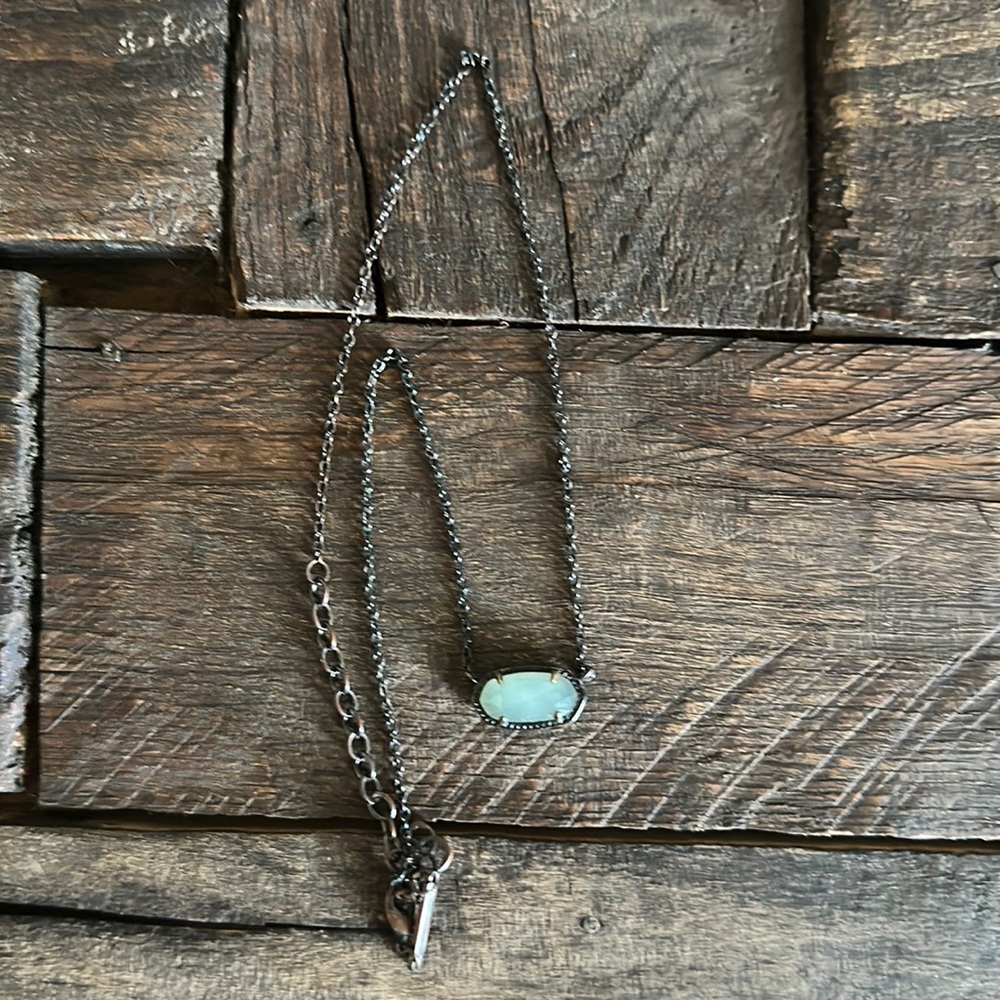 Kendra Scott elisa necklace.